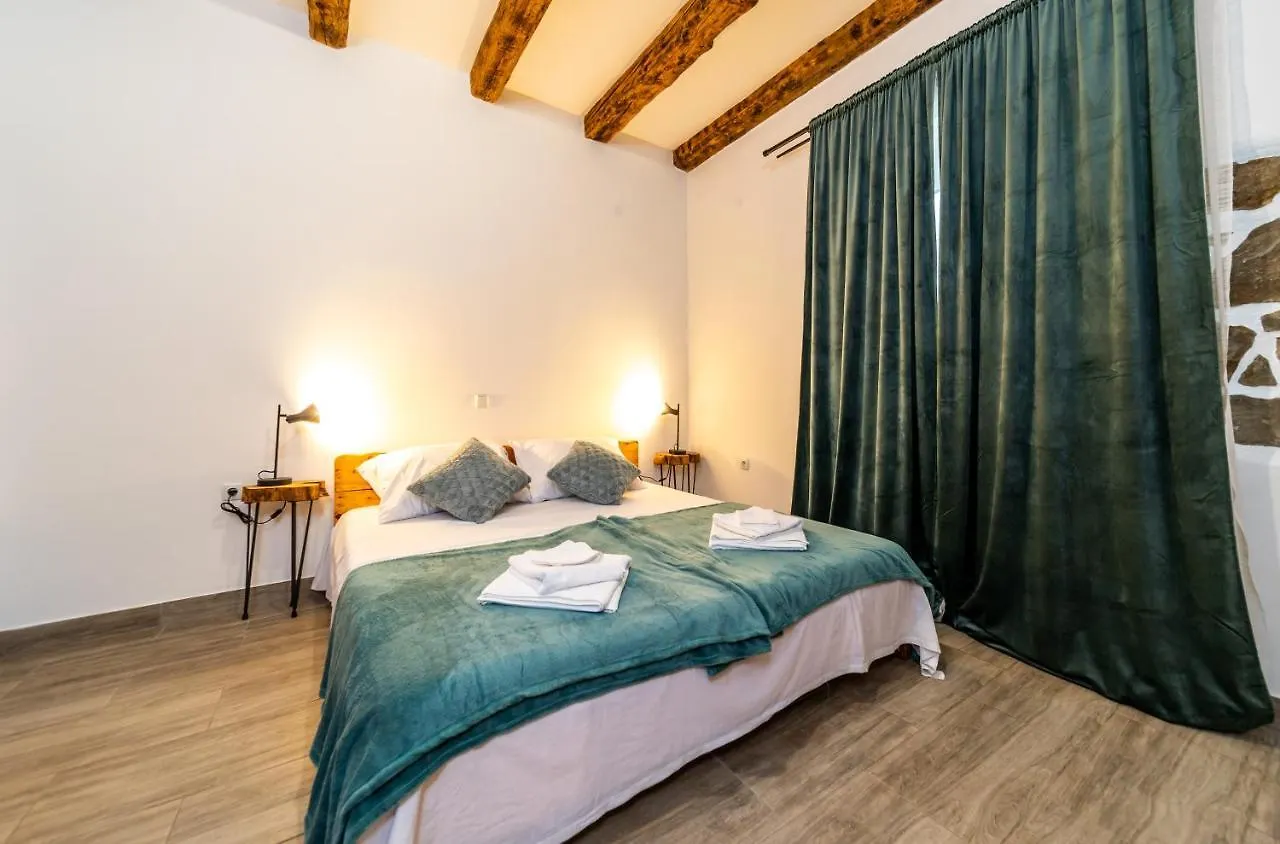 Holiday home Rezidencija Galileja Villa Mundanije